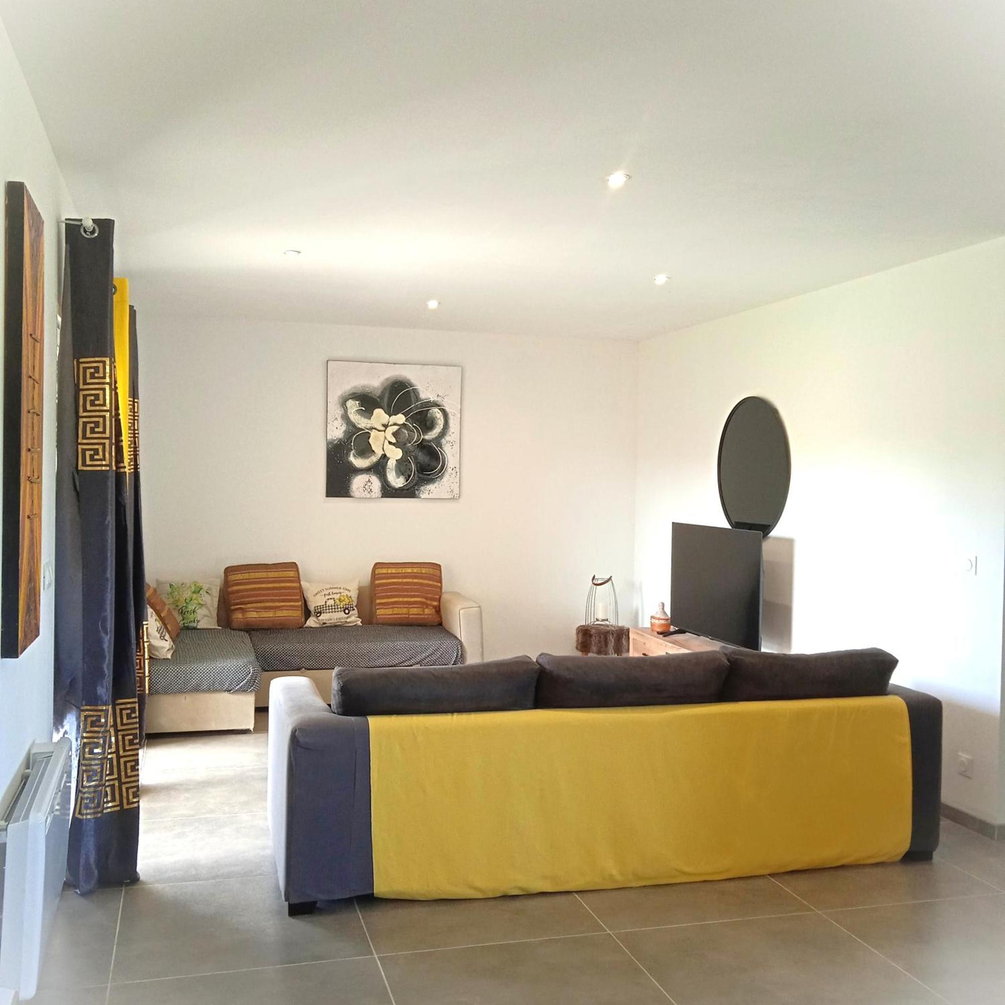 La Villa Des Muriers Tres Spacieuse Dans Un Environnement Calme Malause 外观 照片